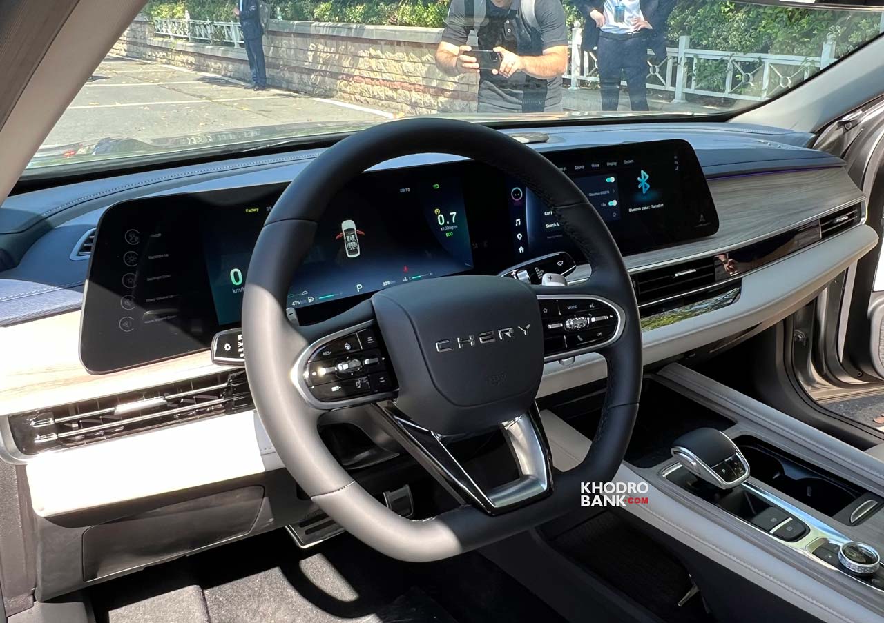 آپشنها و امکانات رفاهی آریزو 8 چیست؟