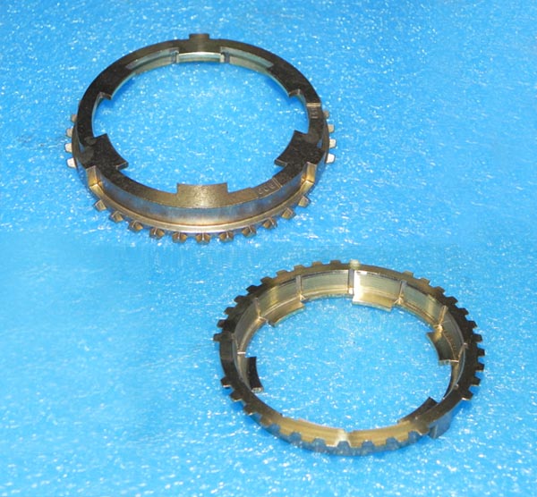 دنده برنجی بیرونی کشوئی ۱ و ۲ - ام وی ام ۵۳۰