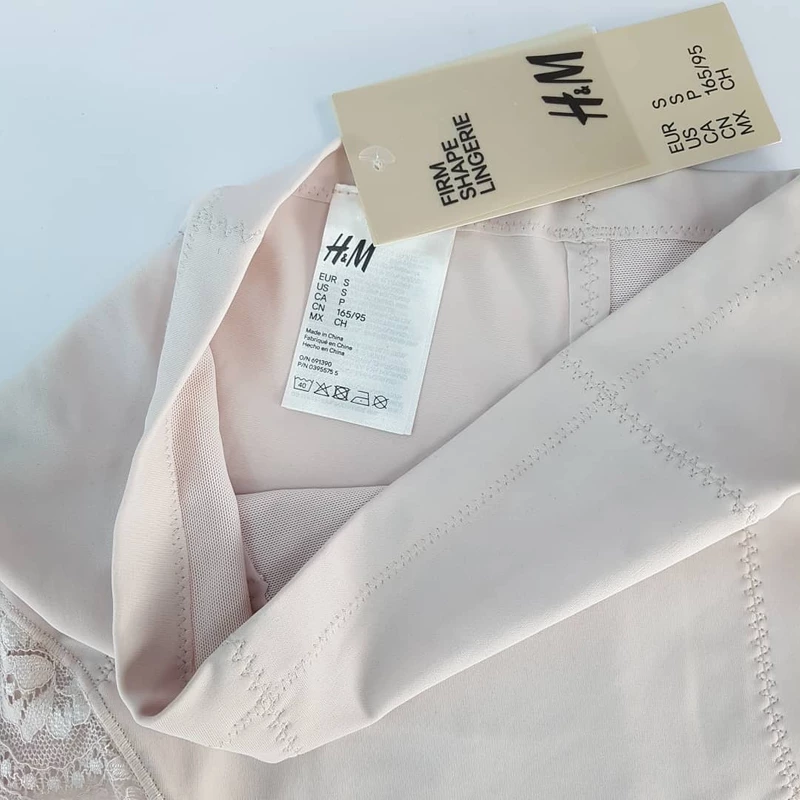 شورت گنی زنانه اچ اند ام مدل 0395575